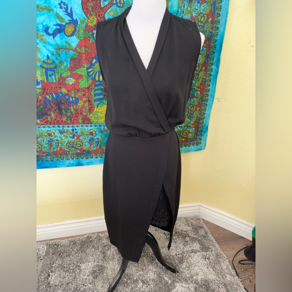 NWT NSR size small black dress